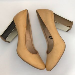 H&M pumps